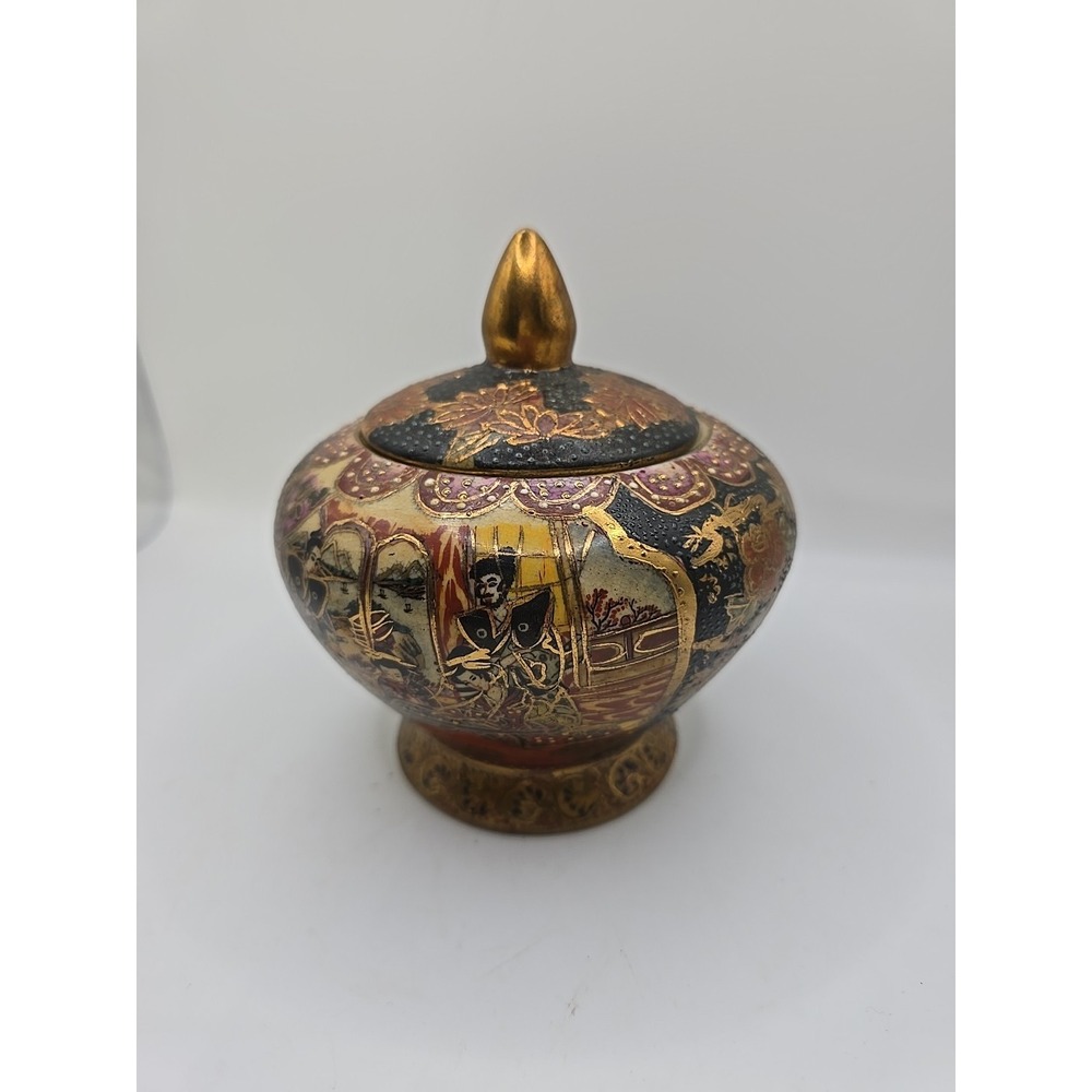Vintage Japanese Satsuma Style Lidded Jar With Hand Painted Figures Gold Paint
